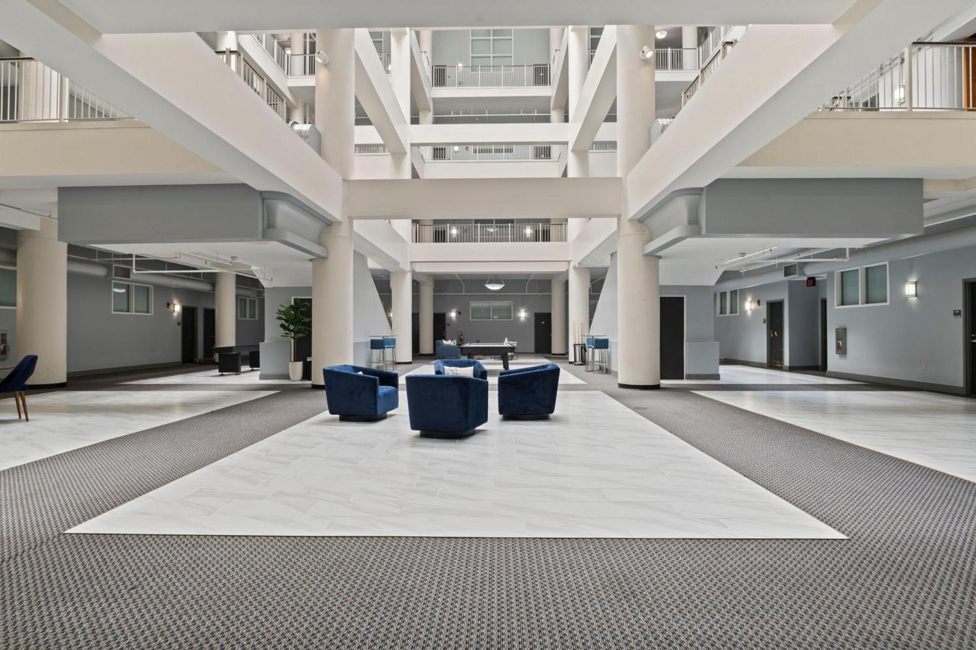 Indy Urban Stay - Skywalk - Sleeps 8 - Downtown - Stadium Indianápolis Exterior foto